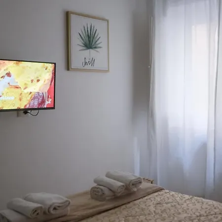 Le Stanze Di Sofia לינה וארוחת בוקר 3*